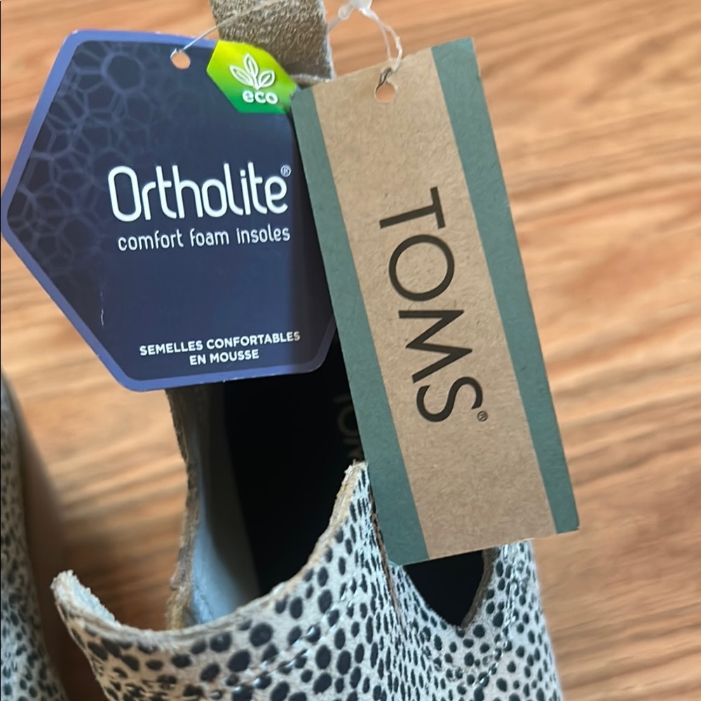 Toms Kallie NWT Speckled Black and White Ankle Booties - Picture 5 of 6